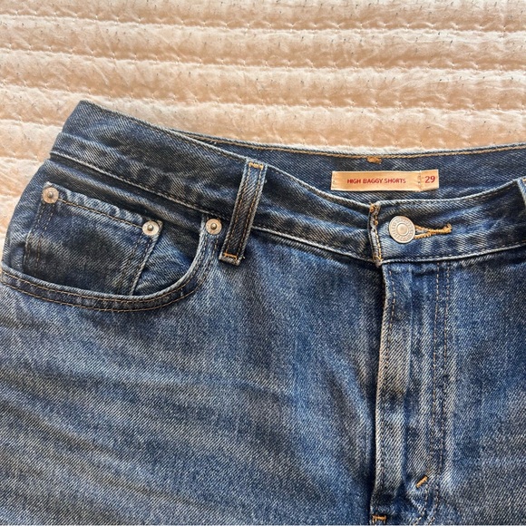 Levi's High-Waisted Jean Shorts - Picture 2 of 13